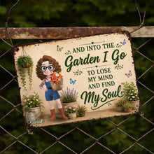 Load image into Gallery viewer, Personalized Metal Garden Sign Custom Name Gift for Mom
