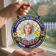 Load image into Gallery viewer, Personalized Memorial Suncatcher Portrait Gift for Mom
