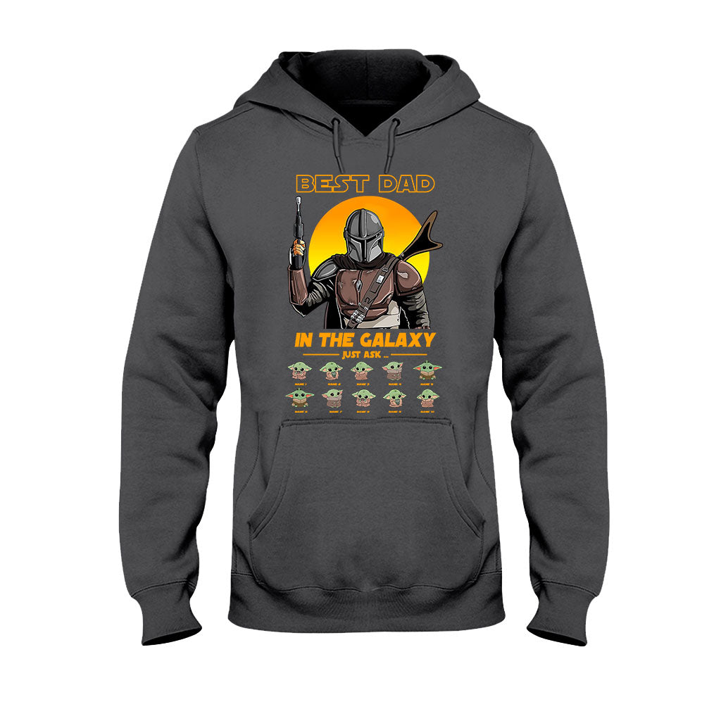 Personalized Best Dad In The Galaxy T-shirt & Hoodie Gift