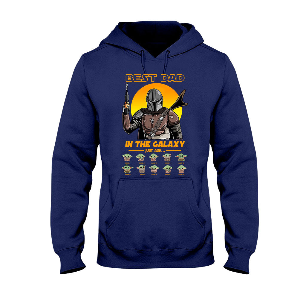 Personalized Best Dad In The Galaxy T-shirt & Hoodie Gift