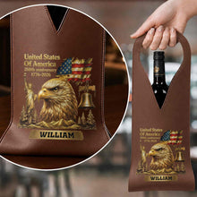 Load image into Gallery viewer, Personalized Leather Wine Bag Custom Name Gift for Dad 4th of July
