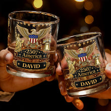 Load image into Gallery viewer, Personalized Custom Whiskey Glass with Patriotic Eagle Design for Dad – Ideal Father's Day Gift

