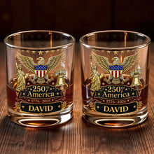 Load image into Gallery viewer, Personalized Custom Whiskey Glass with Patriotic Eagle Design for Dad – Ideal Father's Day Gift
