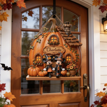 Load image into Gallery viewer, Personalized Pumpkin House Sign for Halloween Gift Decor
