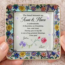 Load image into Gallery viewer, Personalized Ceramic Jewelry Dish with Birth Month Flowers for Niece
