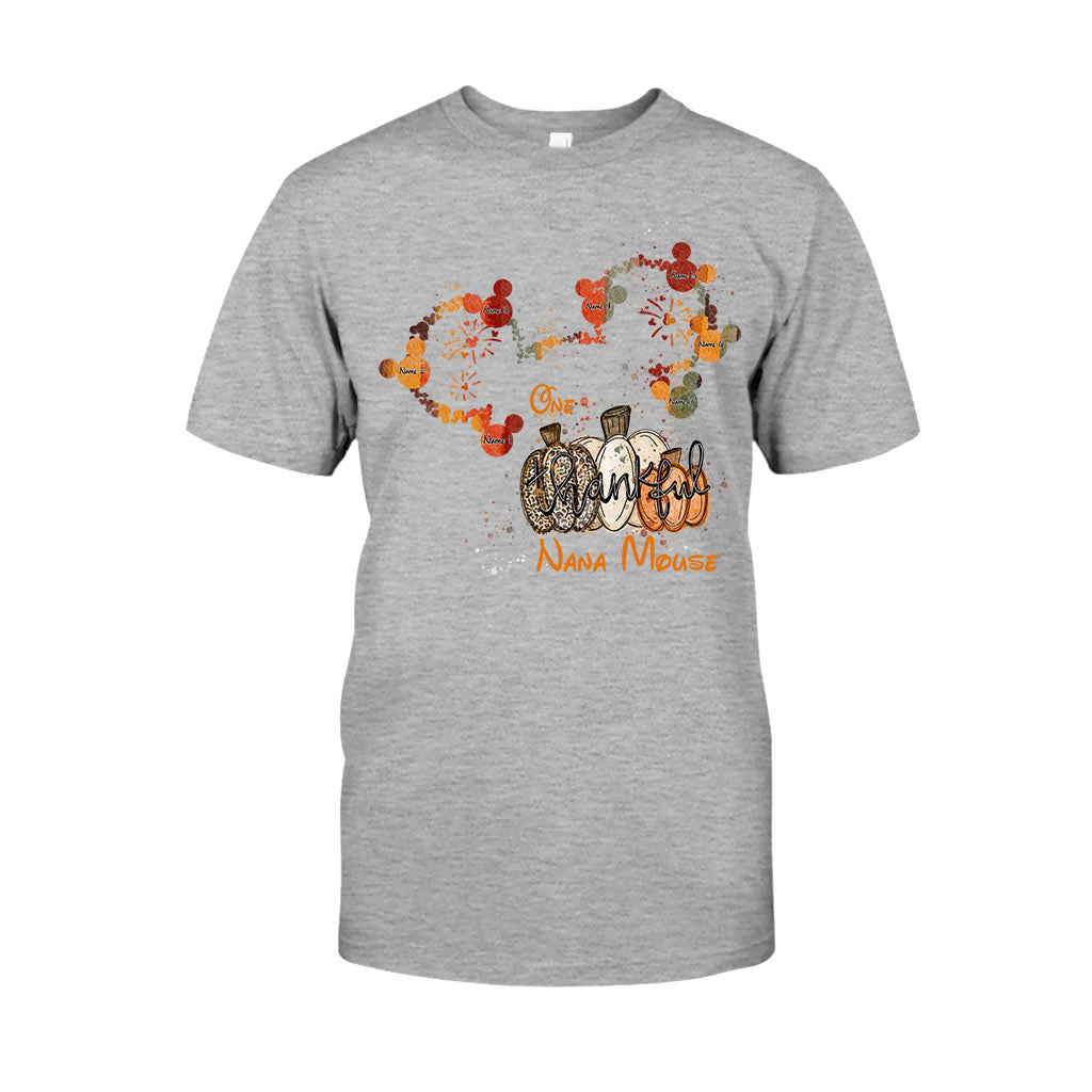 Personalized Thanksgiving Grandma T-Shirt & Hoodie Gift