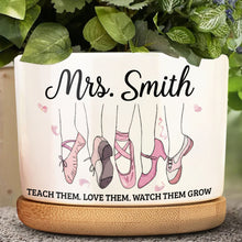 Load image into Gallery viewer, Personalized Ceramic Plant Pot Custom Name Gift for Teachers
