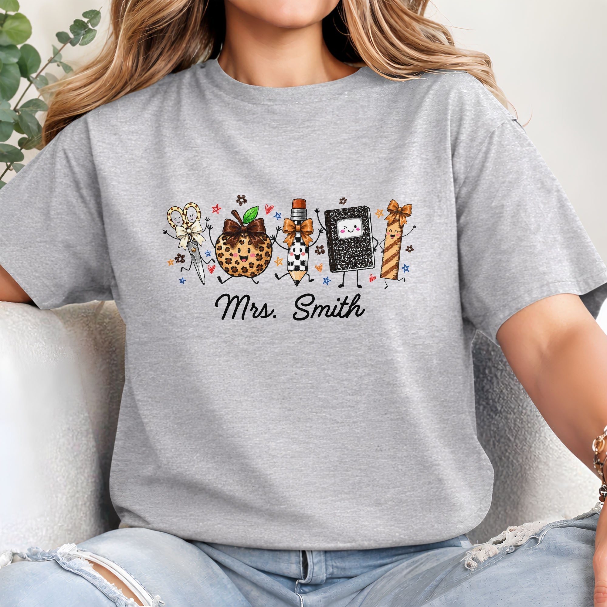 Personalized Teacher T-Shirt Hoodie with Leopard Apple Design