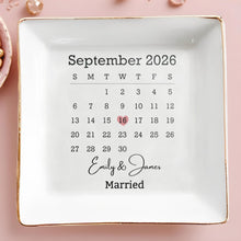 Load image into Gallery viewer, Personalized Jewelry Dish Custom Names Special Date Gift for Couples
